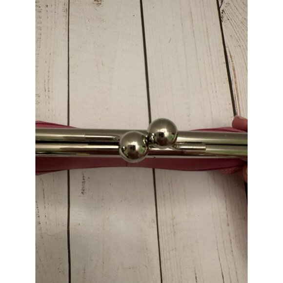 Coach Soho Kisslock Pretty in Pink Leather Wristlet Clutch Purse 8x4x1” EUC - Picture 9 of 11